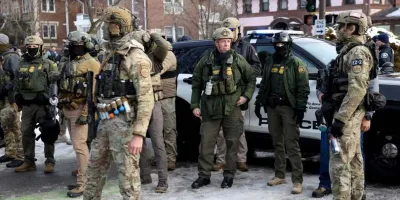 Trump admite operativos antimigrantes más “suaves” pero mantiene mano dura
