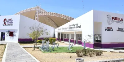 Más protección a mujeres con 56 Centros Libres, Casas Carmen Serdán