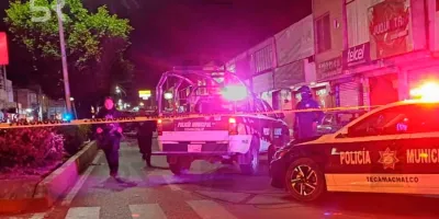 Grupos criminales se enfrentan a balazos en calles de Texmachalco 