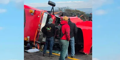 Vuelca camión y muere el chofer en Tlahuapan  