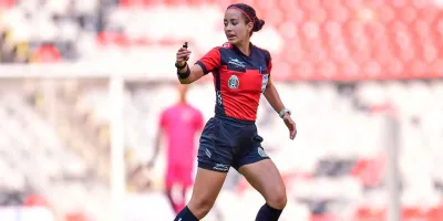 Árbitros mexicanos en el Mundial 2026: FIFA confirma lista histórica con Katia Itzel y César Ramos