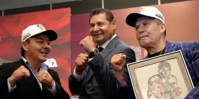 Confirman pelea Chávez vs Travieso Arce en Puebla: evento gratis y con causa