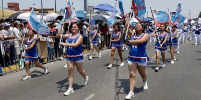 Desfile del 5 de Mayo en Puebla concluye con saldo blanco y fuerte operativo