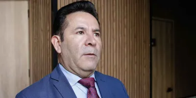 Diputado de Morena niega persecución política de la ASE contra gobiernos del PAN