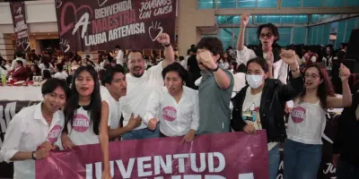 Terminaron borrachos jóvenes poblanos del Bienestar durante evento de redes de apoyo 