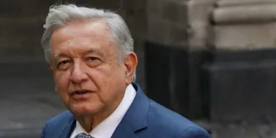 AMLO respalda a Sheinbaum y critica supuesta intervención de EU en México