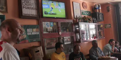 Restaurantes en Puebla deberán acatar reglas por FIFA; Ayuntamiento advierte supervisiones