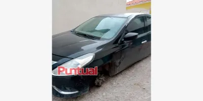 Delincuentes despojan de llantas a vehículo en Texmelucan; vecinos exigen mayor seguridad