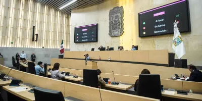 Reforma reduce regidores en Puebla; así cambiará la integración de los cabildos municipales