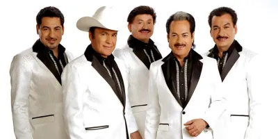 Los Tigres del Norte sorprenden con "México Sigue De Pie", su emotivo homenaje al pueblo mexicano