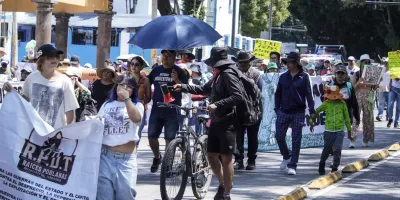 Colectivos insisten en suspender el proyecto de Cablebús en Puebla 