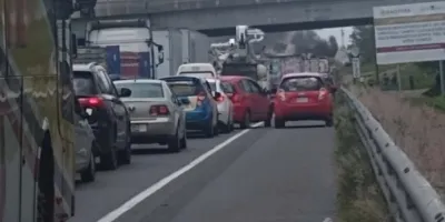 Mejoran caminos en Texmelucan para agilizar tráfico de autopista a México