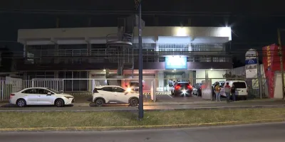 Asaltan a mujeres en la “Iglesia de Dios” en Puebla y roban camioneta de lujo