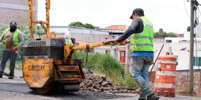Despliegua Pepe Chedraui cuadrillas de bacheo en la colonia Belisario Domínguez