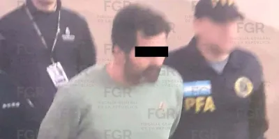 Excontralmirante Fernando Farías llega a México por caso de huachicol fiscal