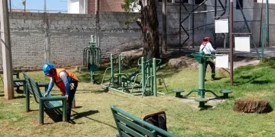 Mantenimiento a parques y áreas verdes de la capital