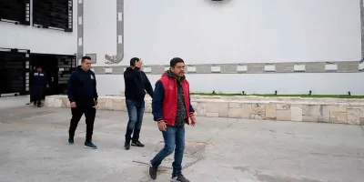 Detienen a dos exlíderes del SITIAVW por presunto desfalco millonario