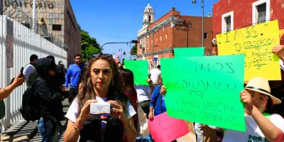 Trasplantados de riñón poblanos denuncian carencia del vital medicamento Tacrolimus