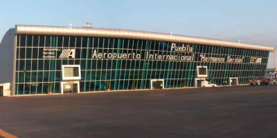 Volaris cancela vuelos en Puebla ante baja demanda