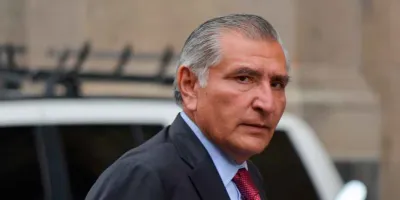 Adán Augusto bajo presión: reportan cuentas congeladas y bienes en EU