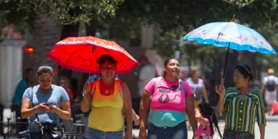 Aulas sin aire: calor extremo manda a 730 mil alumnos a casa