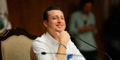 Colosio confronta a Morena: “Teniéndolo todo, ¿qué han resuelto?”