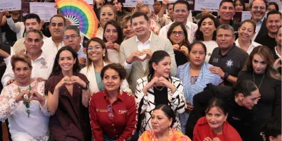 Diputados entregan apoyos del Programa de Obra Comunitaria en beneficio de los distritos locales
