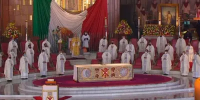 Iglesia pide frenar redes y celulares