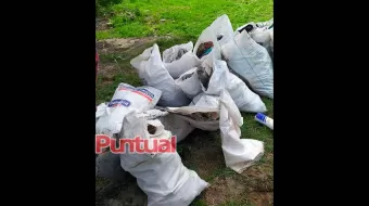 Limpian barrancas de Chiautzingo; retiraron más de una tonelada de basura