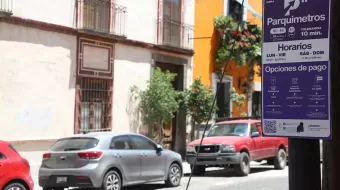 ¿Deben continuar los parquímetros en Puebla?