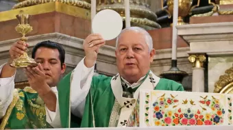 Víctor Sánchez pidió por el eterno de descanso de Andrés Soberano, pilono fallecido en Acapulco