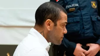Dani Alves, CONDENADO a 4 años y medio de cárcel por violación