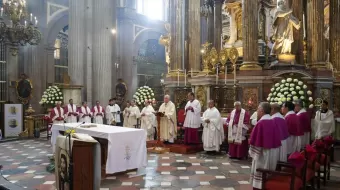 Encabeza arzobispo misa de Corpus Christi en Catedral