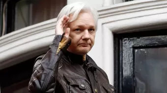 Assange, fundador de Wikileaks pacta su libertad con EU
