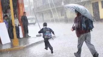 Alumnos de mil 652 escuelas de Puebla sin clases por intensas lluvias