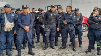 Paro de policías de Tehuacán; exigen que el Ayuntamiento pague gastos médicos a uno de sus compañeros