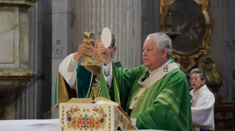Por el bien común de las personas, pide arzobispo de Puebla