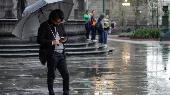 Lluvia intensa con granizo en Puebla deja bloqueo de vialidades 