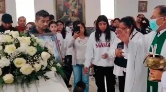 Sepultaron este domingo en Tehuacán al menor asesinado por su compañero de escuela