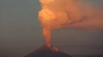 Pobladores de Atlixco alerta ante caída de ceniza del Popocatépetl