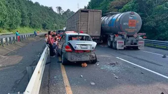 Terrible carambola dejó tres muertos en Huauchinango 