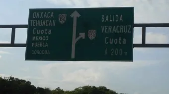 Explosión de pipa provoca cierre en la autopista Puebla-Veracruz