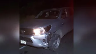 Motociclista invade carril contrario y lo avienta camioneta en Xicotepec