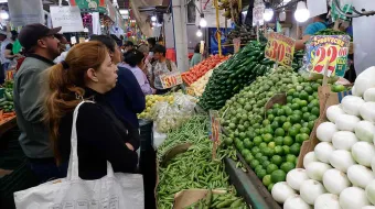 Canasta básica en Puebla sube 68 pesos en noviembre; alza de 3% en productos clave