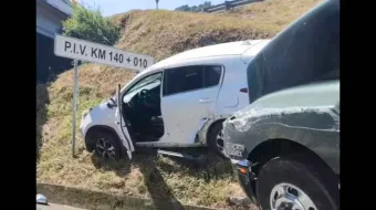 Accidente en la México-Tuxpan deja daños materiales y cierre parcial de la vía