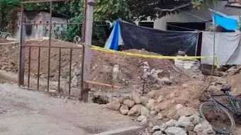 Albañiles encuentran restos humanos en Venustiano Carranza