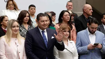 Armenta inicia su gestión con toma de protesta, actividades de seguridad y arranque del Festival Navideño