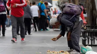 Puebla enfrenta alta pobreza laboral, advierte el Centro de Estudios Económicos Espinosa Yglesias