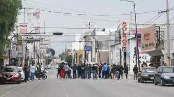 Diputada del PRI pide frenar ampliación de parquímetros en Puebla; vecinos protestan en contra