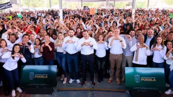 Armenta cumple promesa: entregan certificados de obra comunitaria en Agua Santa
